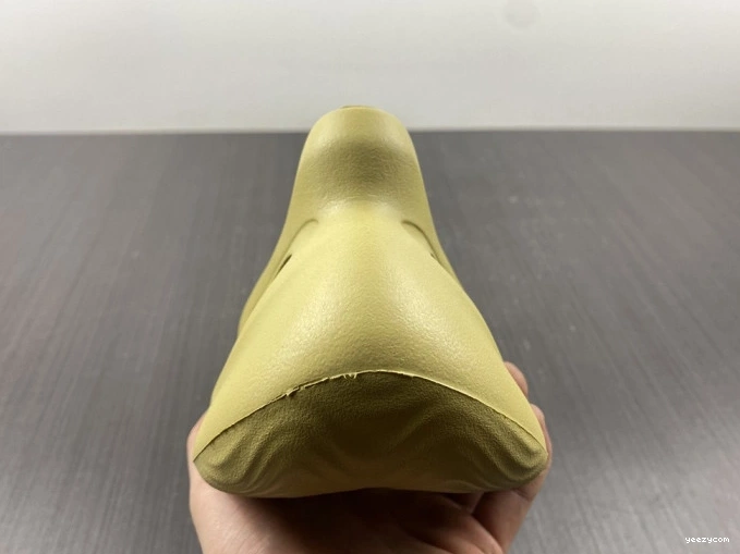 Sulfur GV6775 Foam RNNR Adidas Yeezy 1125